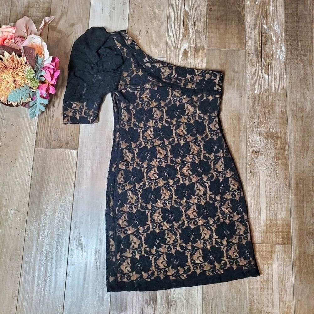 Ixia Black and Beige Lace Bodycon One Shoulder Mini Dress Size Small EUC